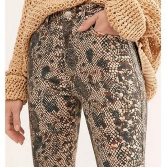 Free People High Rise Skinny Jeans Two Faced Snakeskin sz 24   FP1006 - Picture 3 of 6